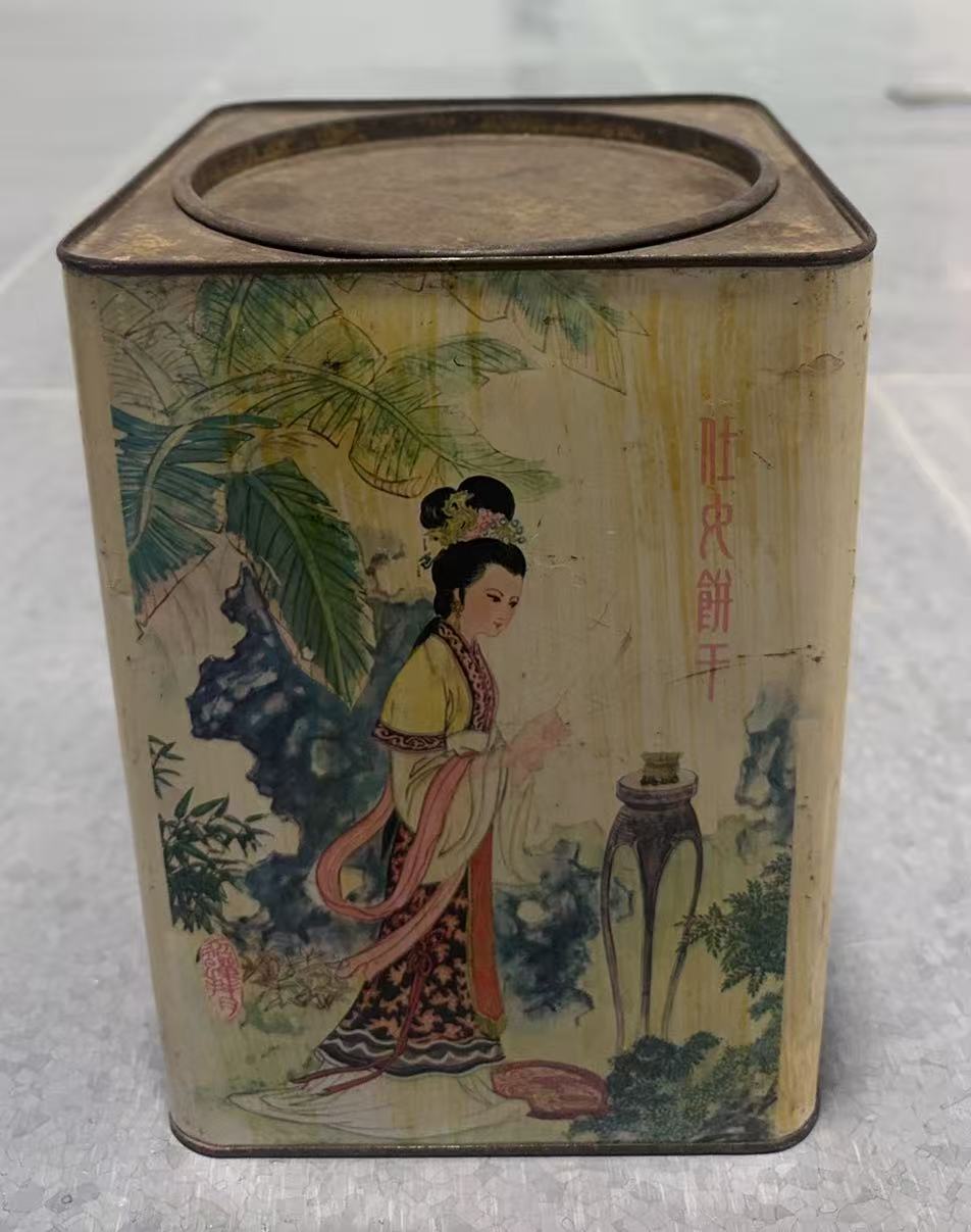 仕女饼干桶