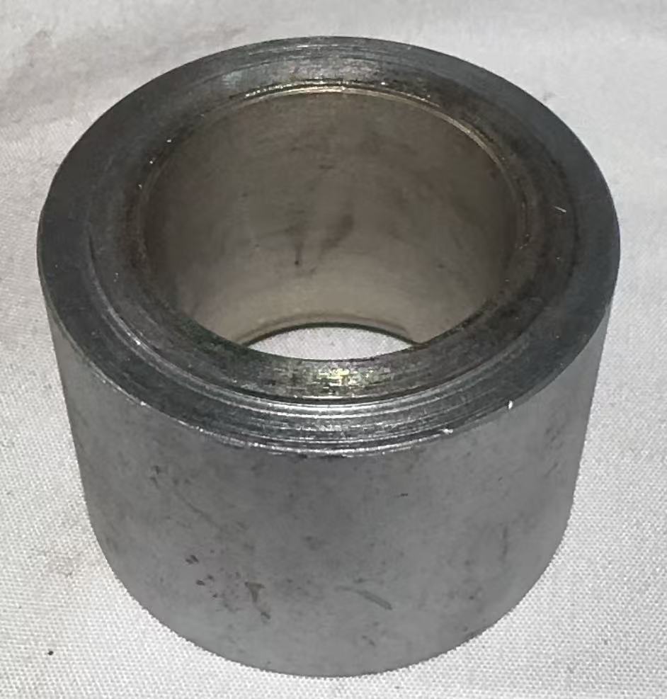 箱内零部件11
