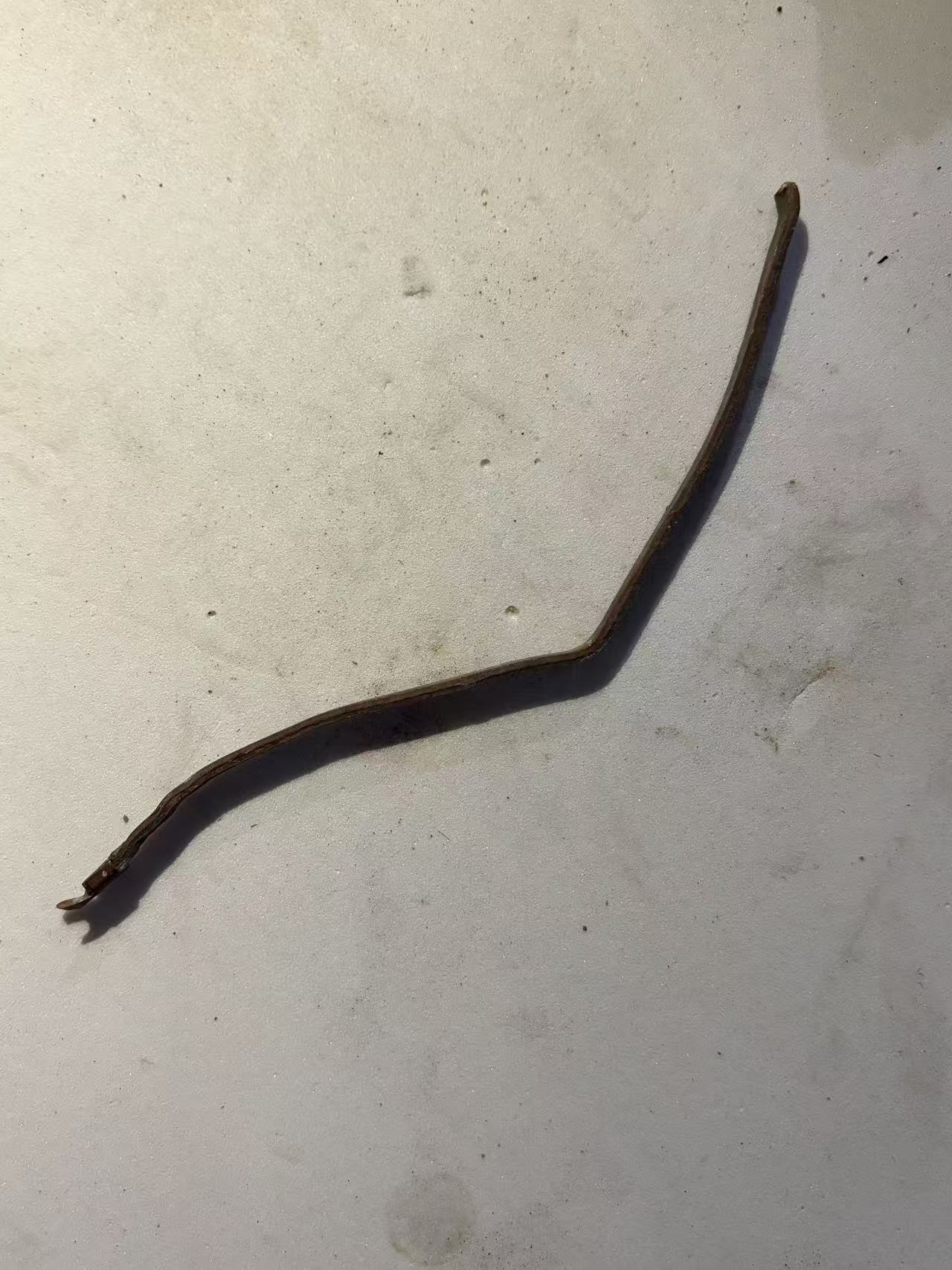 箱内零部件2