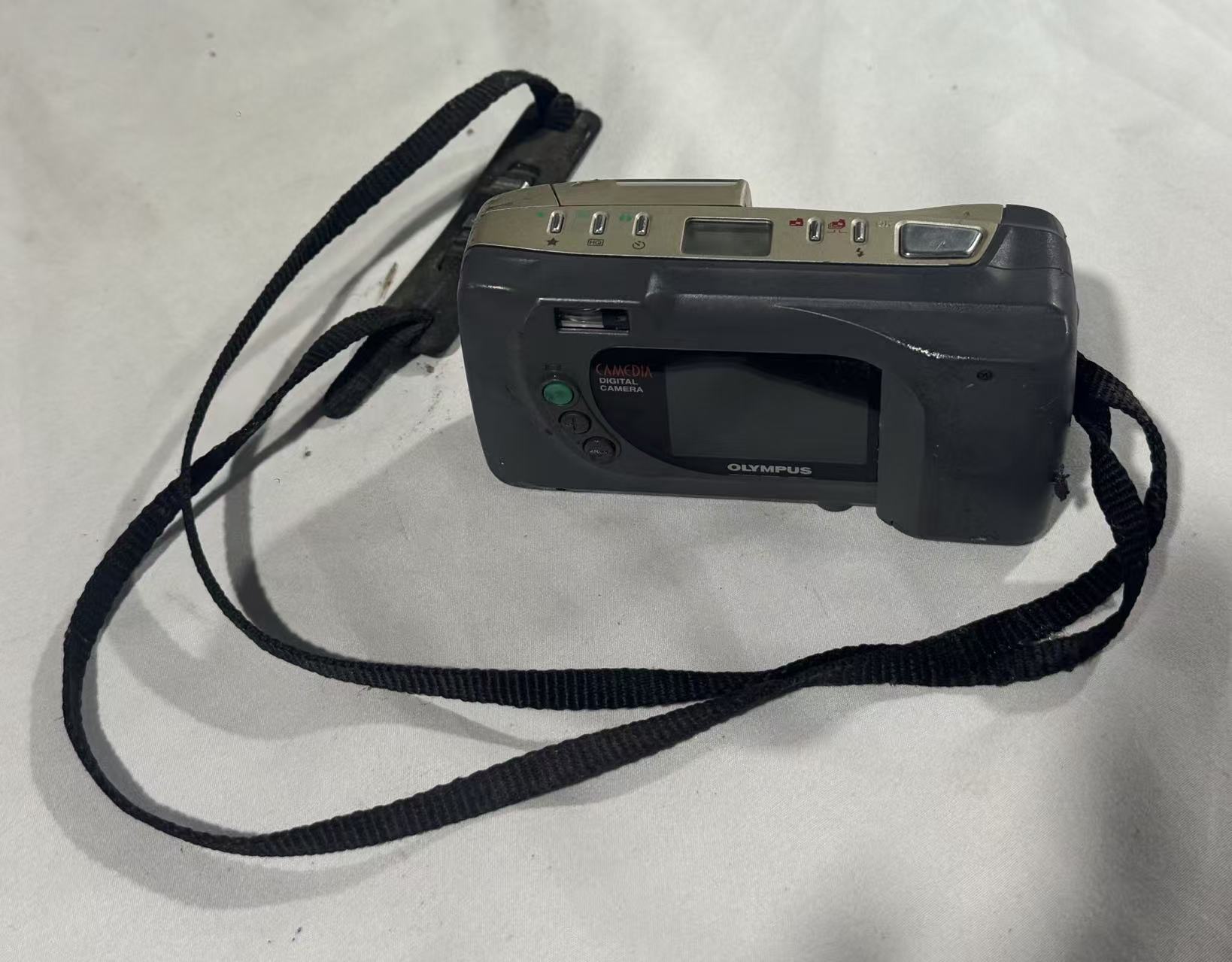 OLYMPUS