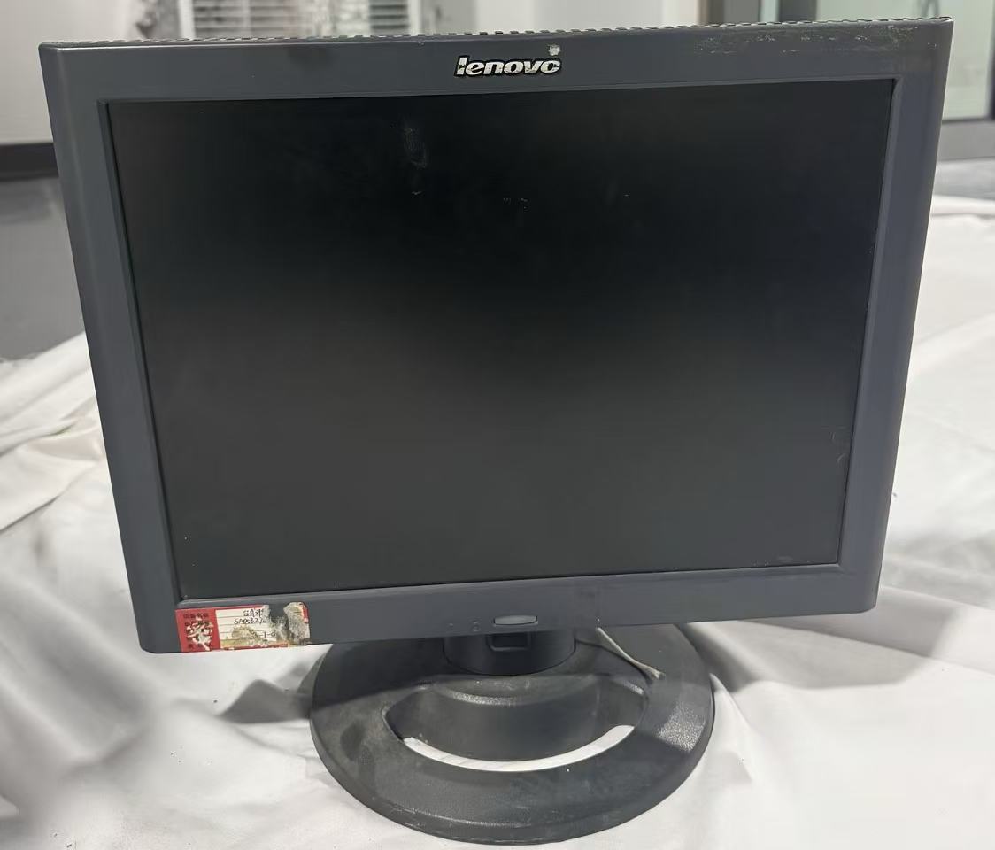 联想38厘米液晶显示器-LXM-L15E