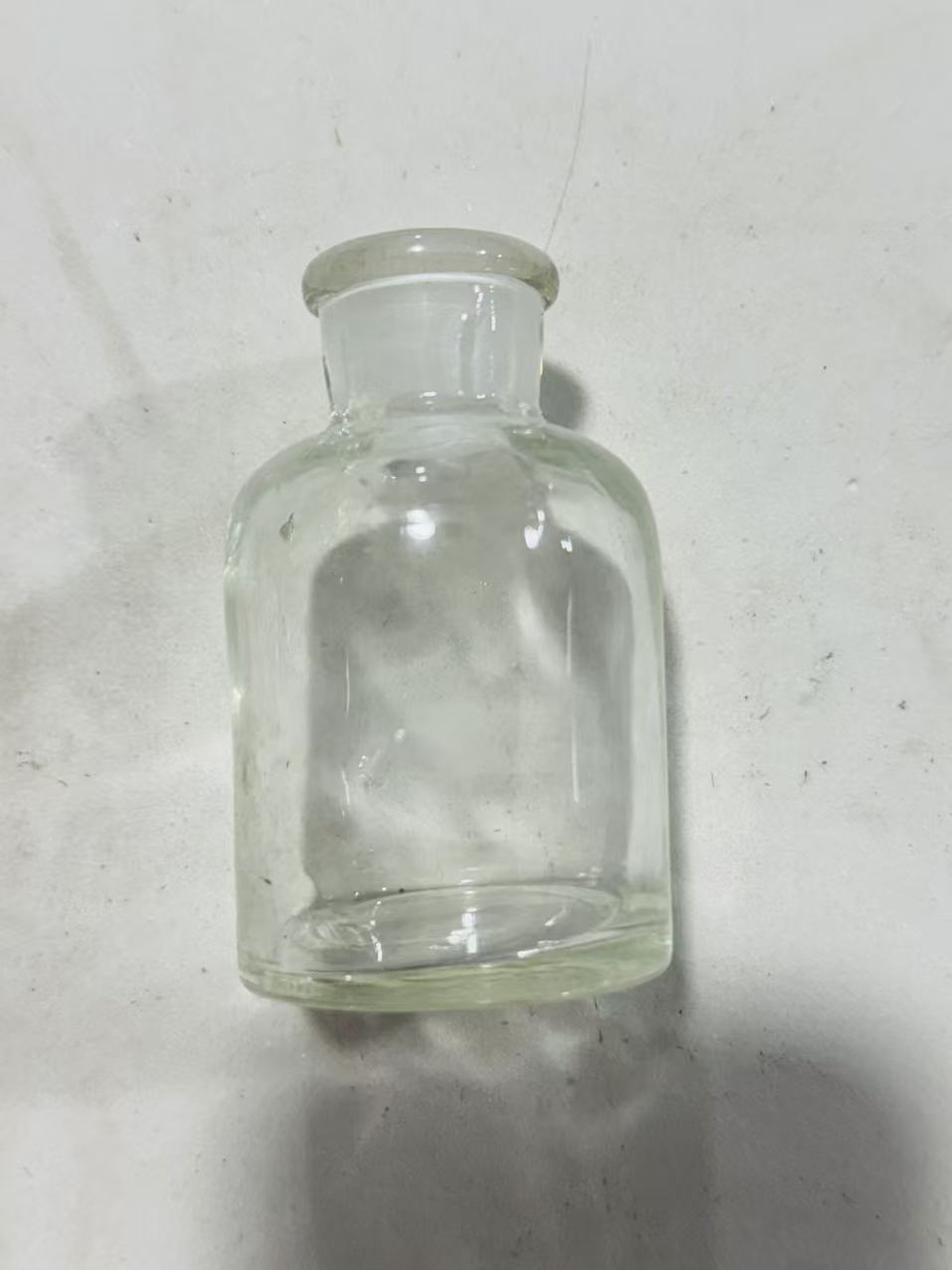 透明玻璃滴瓶瓶身