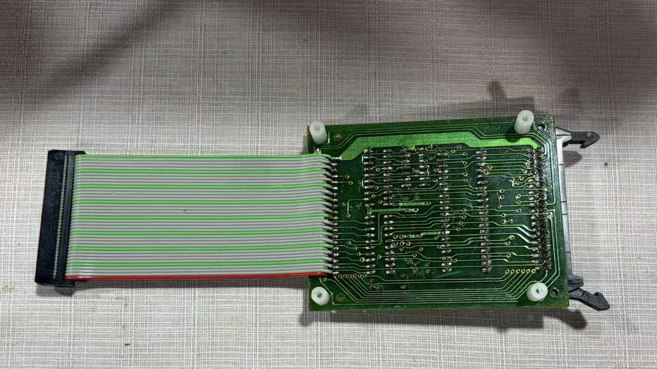通用单片机仿真器套组零件7