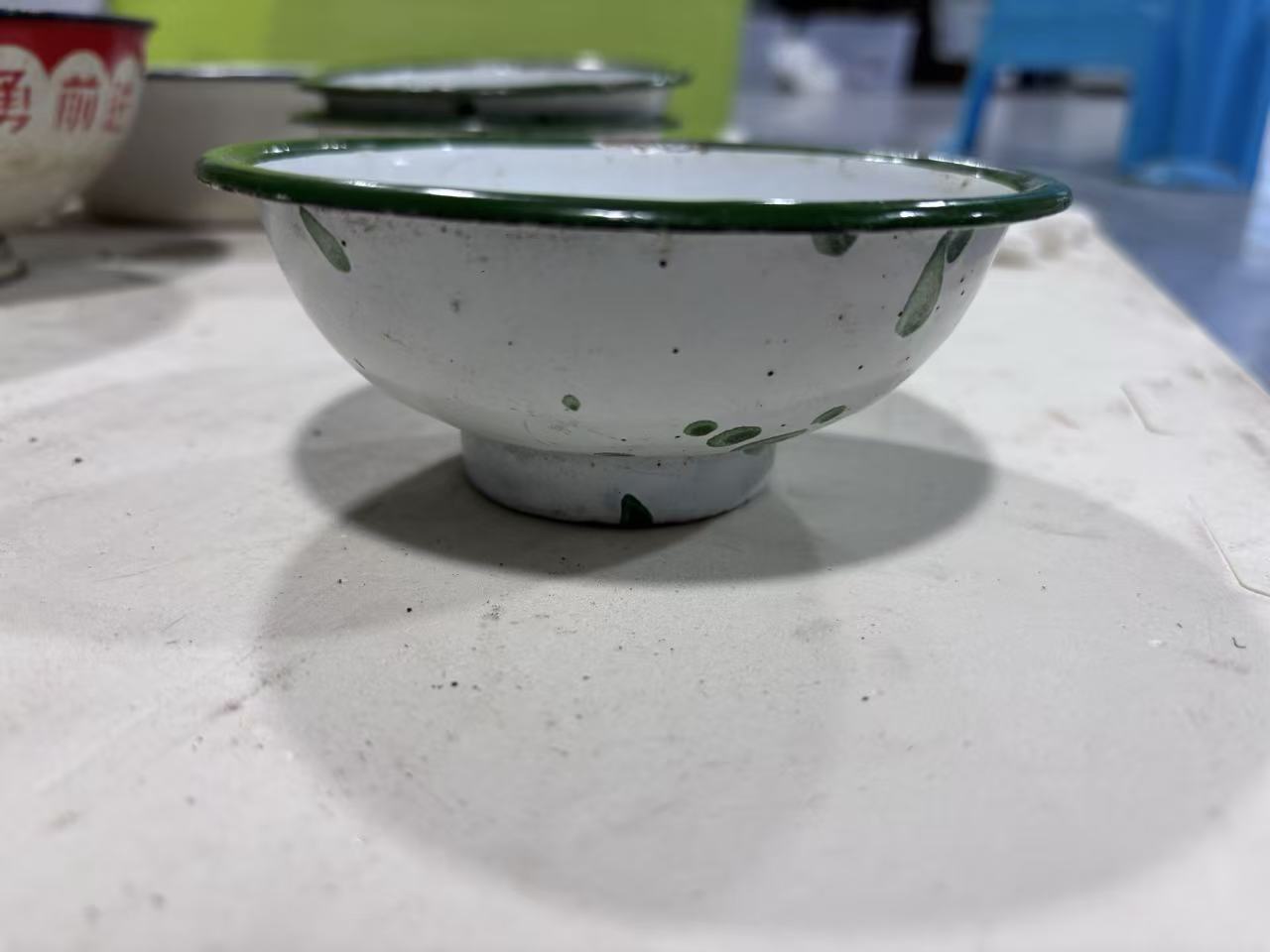搪瓷碗