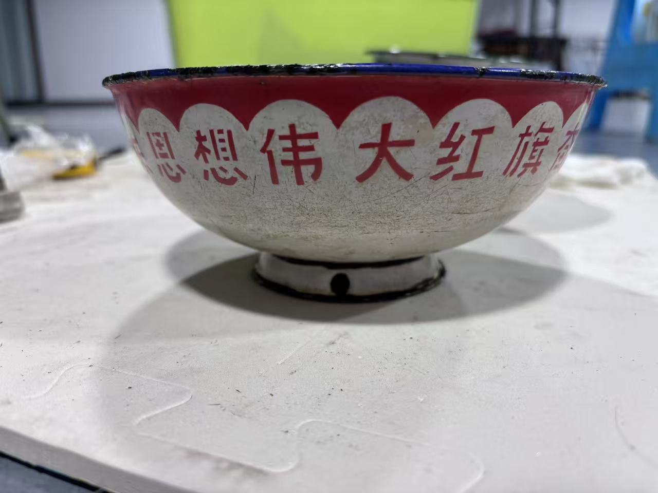 搪瓷碗