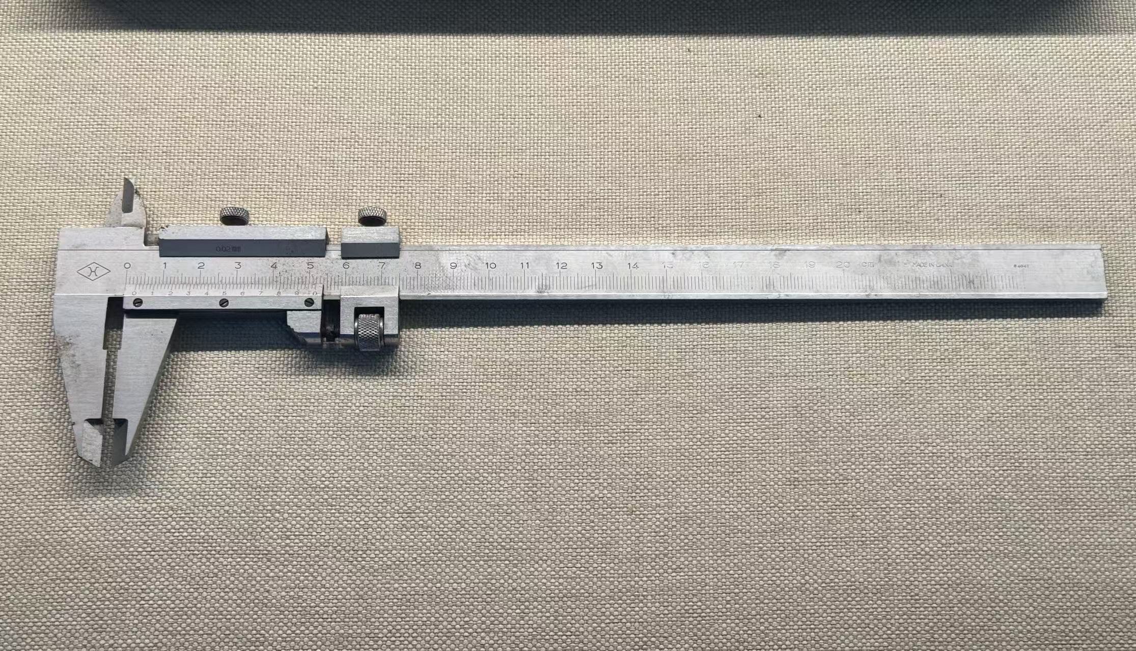 0-200mm游标卡尺