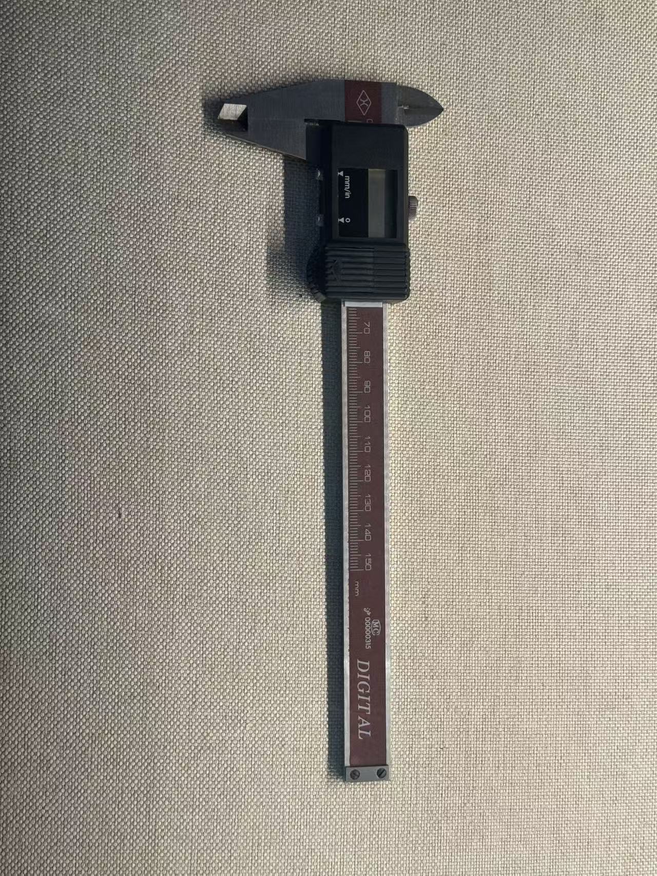 0-150mm游标卡尺
