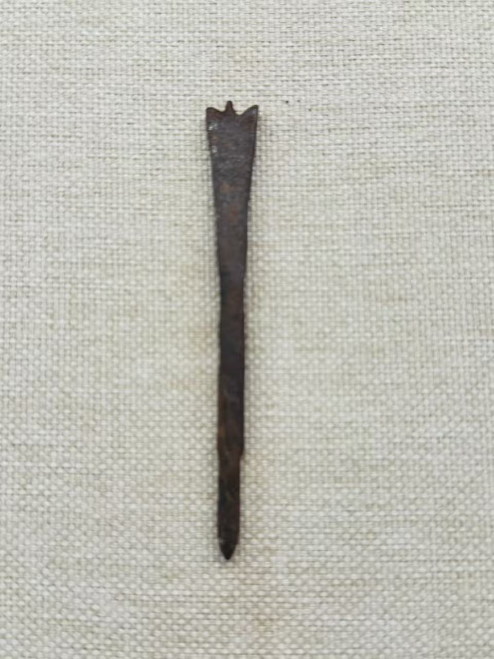 钻头12