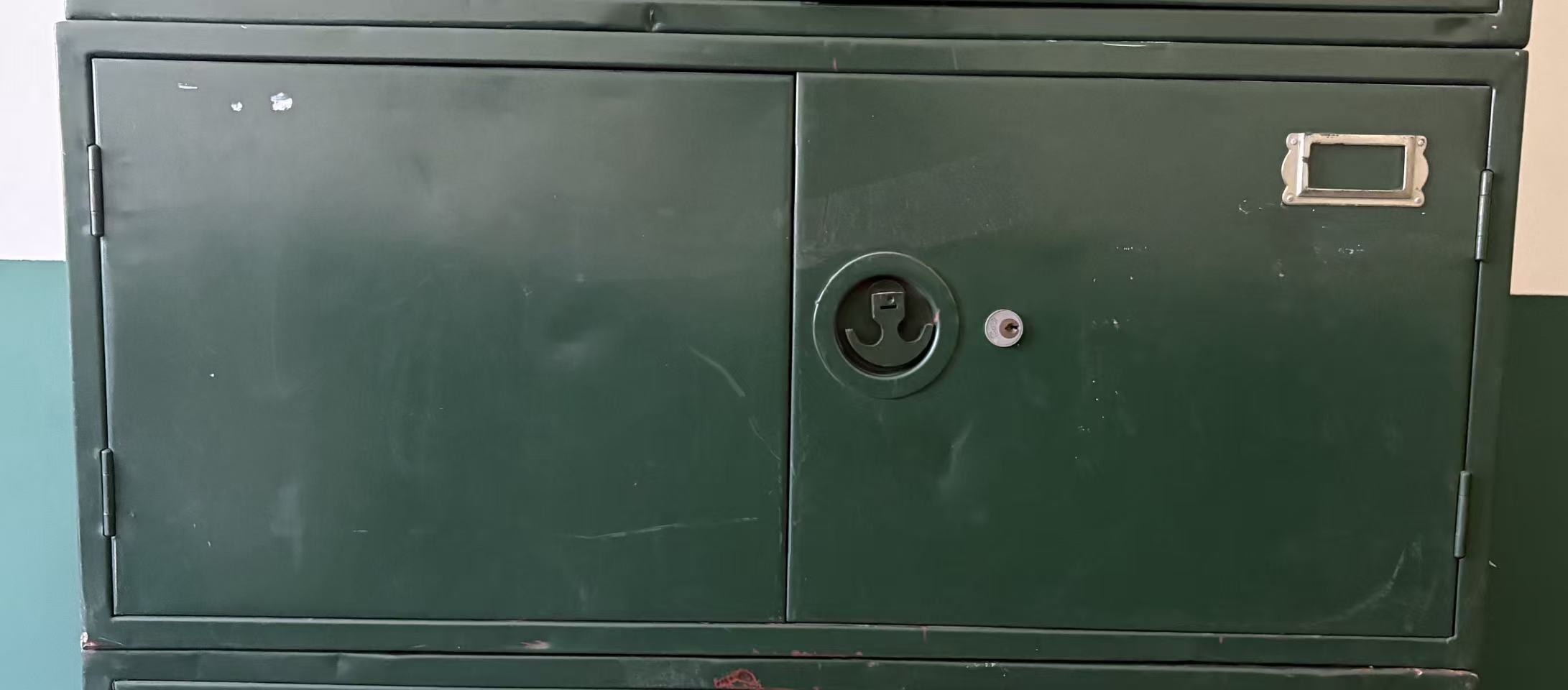 铁皮柜
