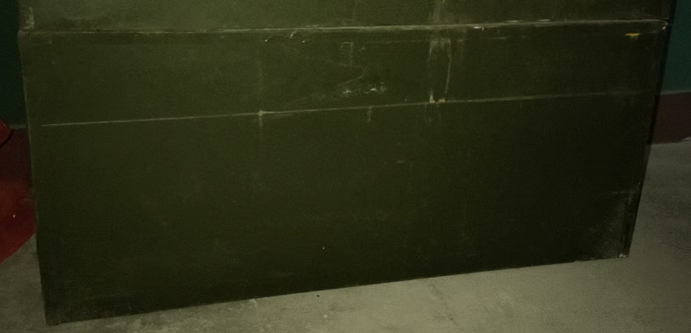 双开门小铁皮柜