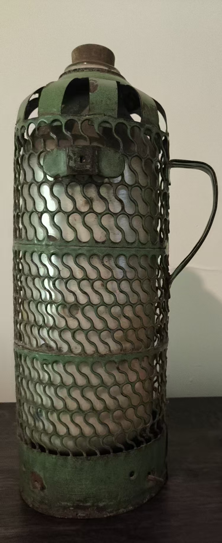 老式暖水瓶