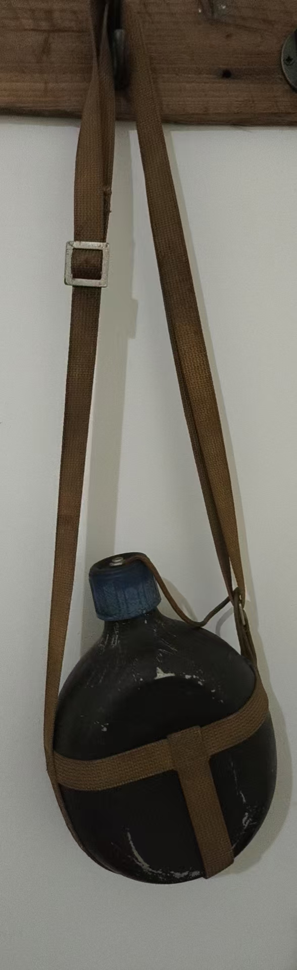 行军水壶