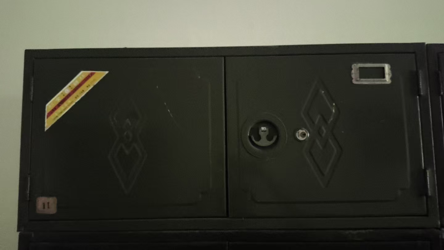 金狮牌双开门小铁皮柜
