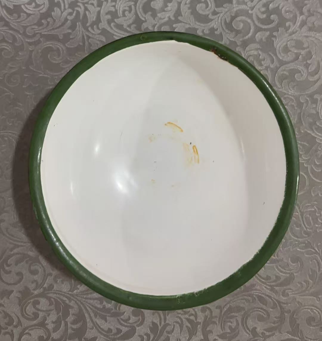 搪瓷碗