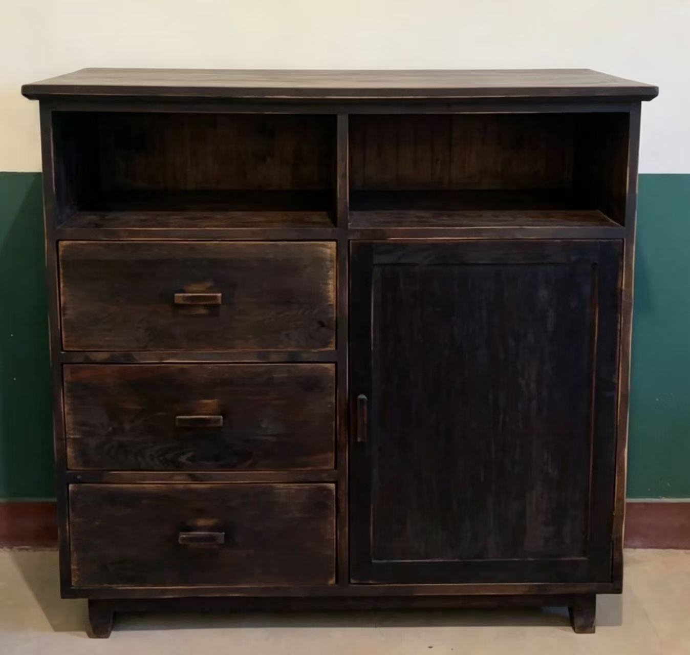 三抽屉一开门木柜