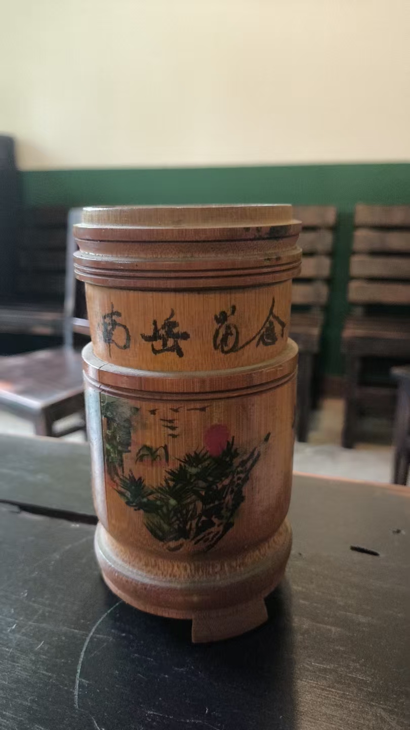 竹笔筒