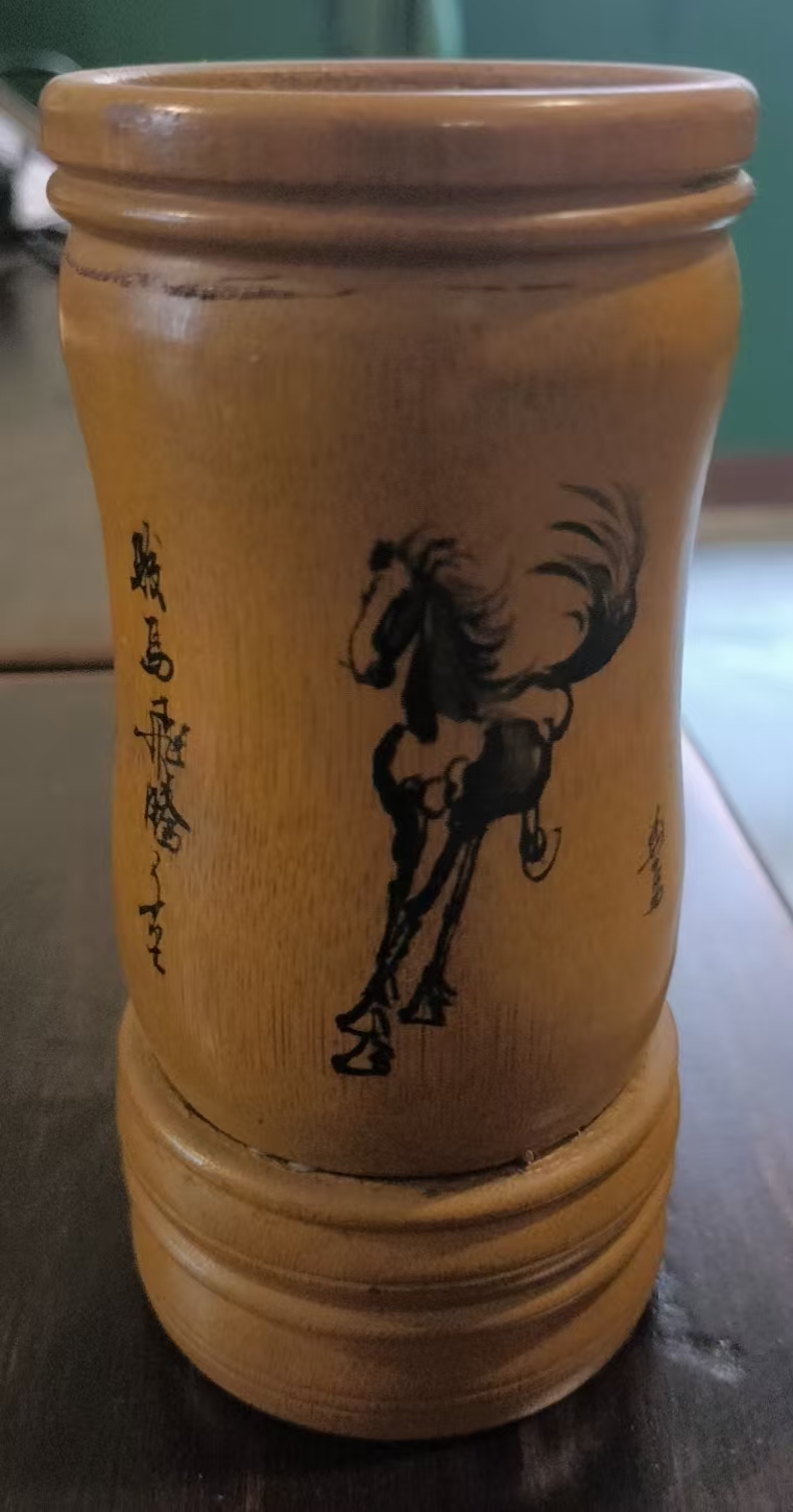 竹笔筒