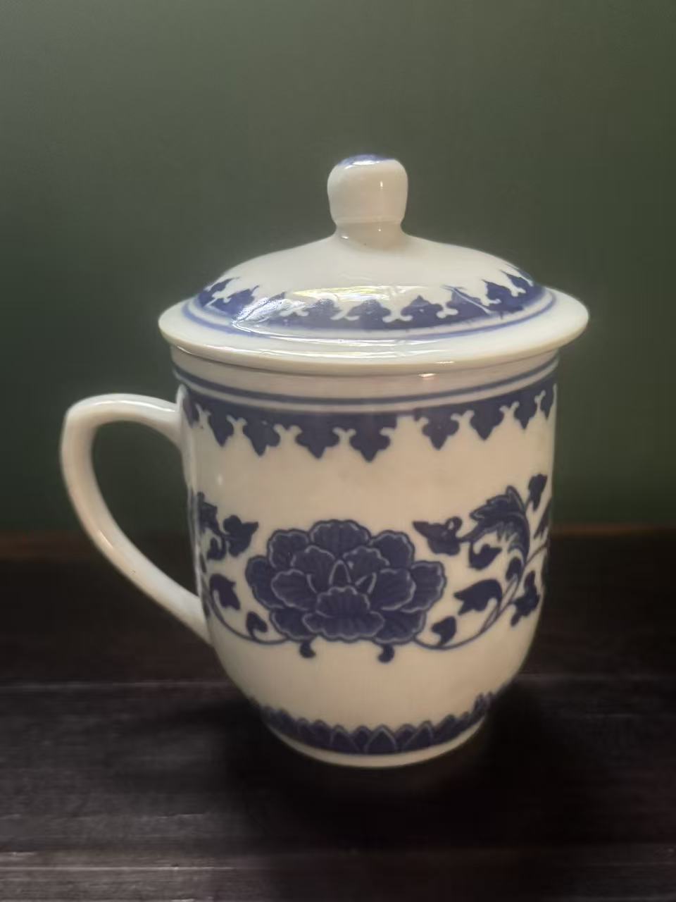 青花瓷杯