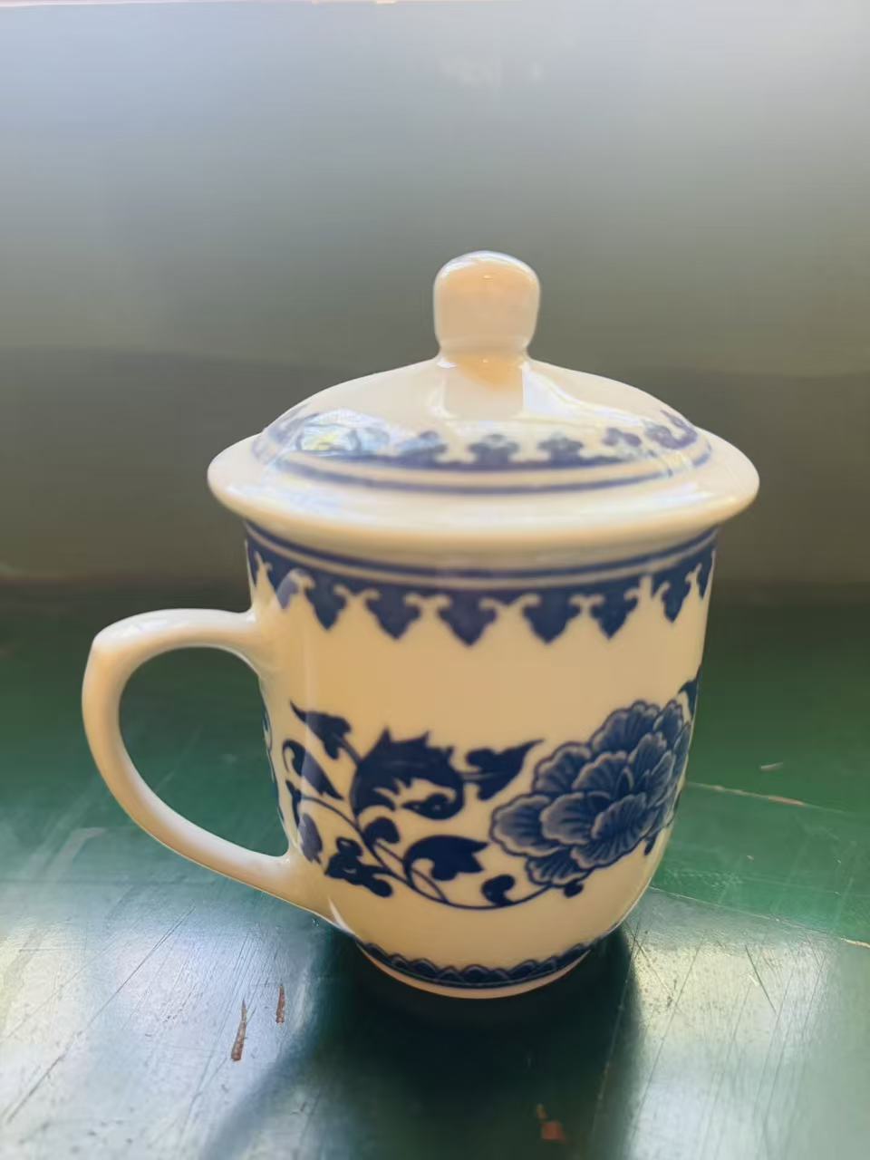 瓷杯