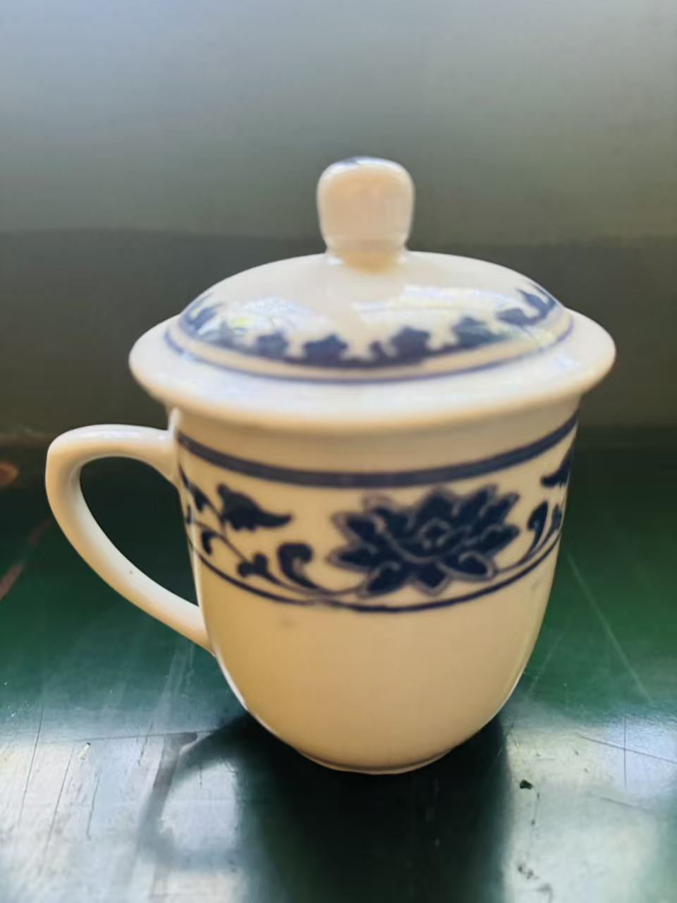 瓷杯