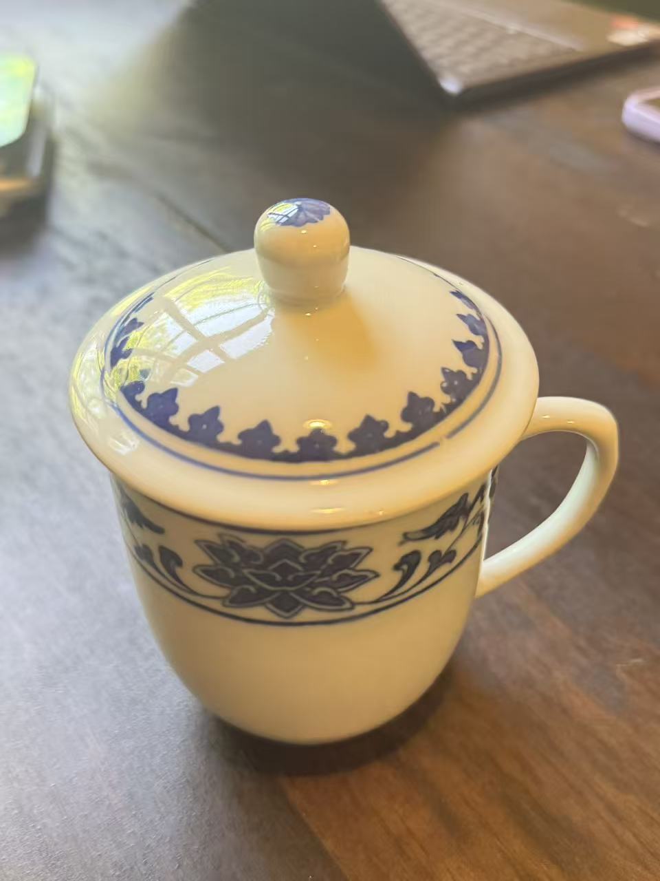 瓷杯