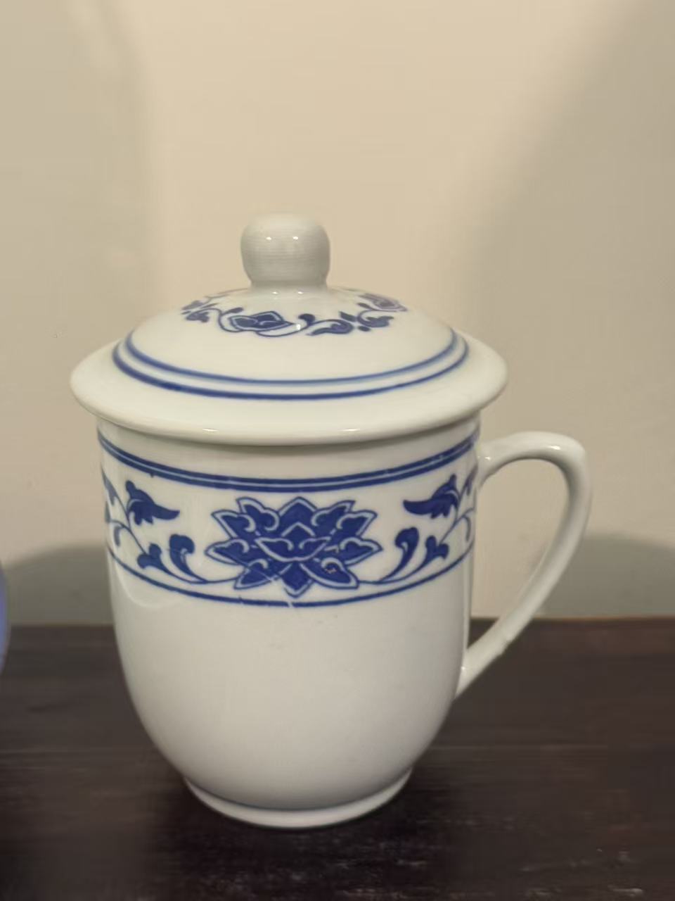 瓷杯