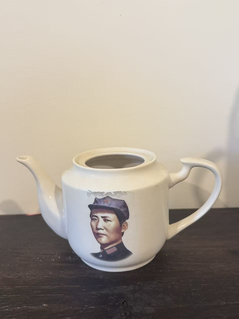 毛主席头像陶瓷茶壶身
