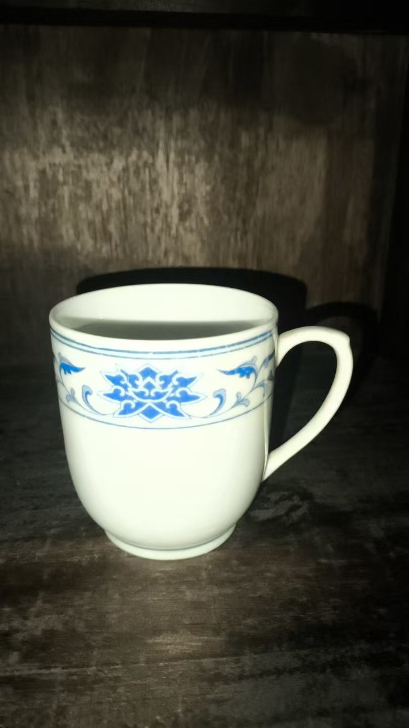 青花瓷杯