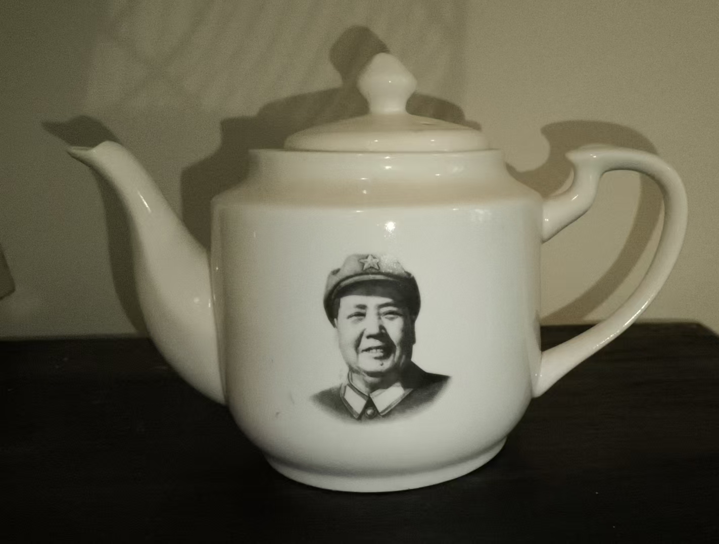 毛主席头像陶瓷茶壶
