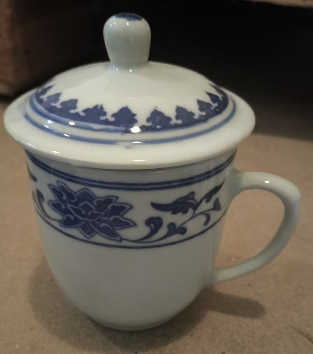 瓷杯