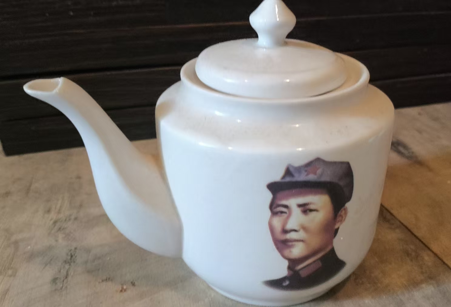 毛主席头像陶瓷茶壶