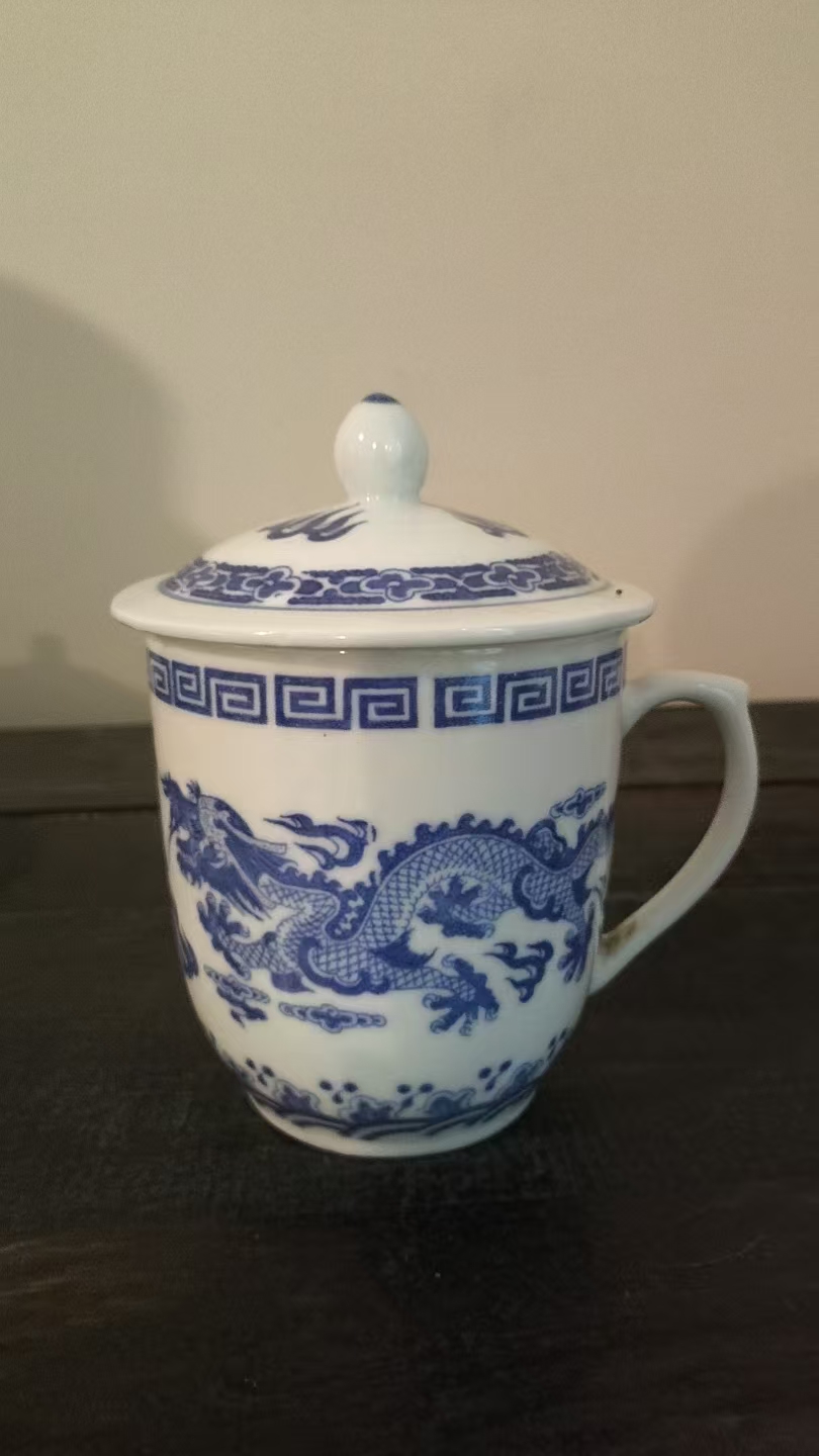 青花瓷杯