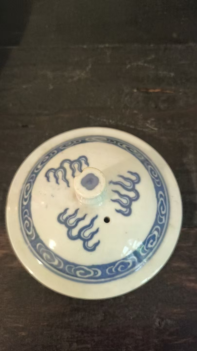 青花瓷杯盖