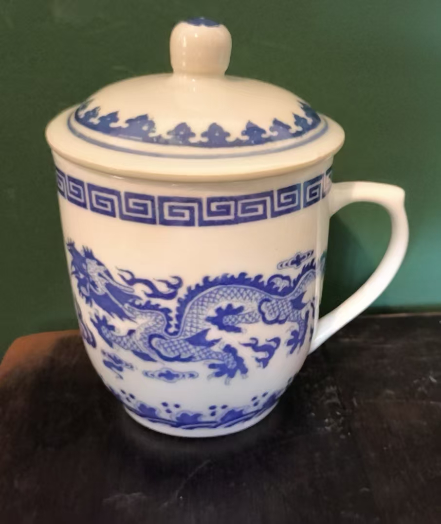 青花瓷杯