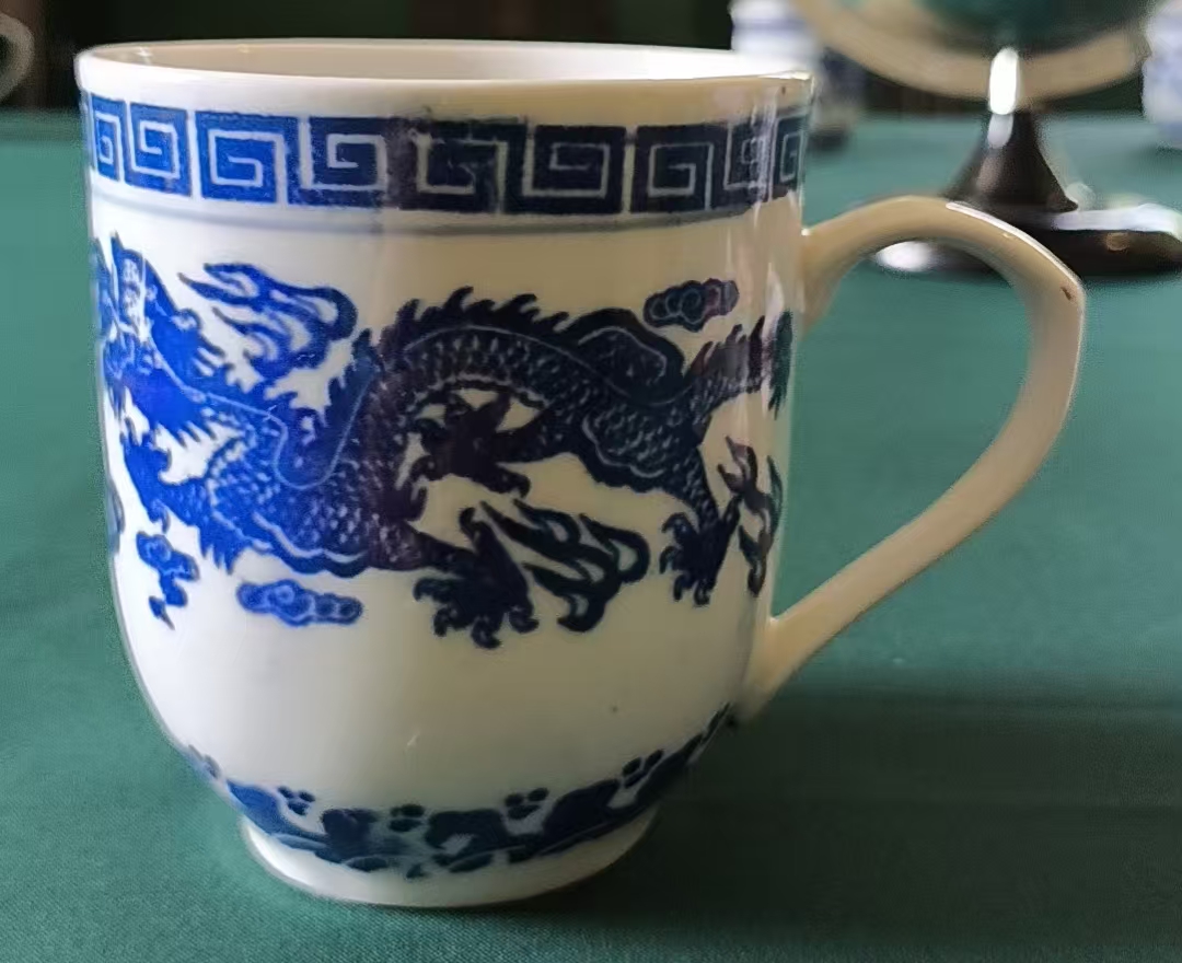 瓷茶杯身