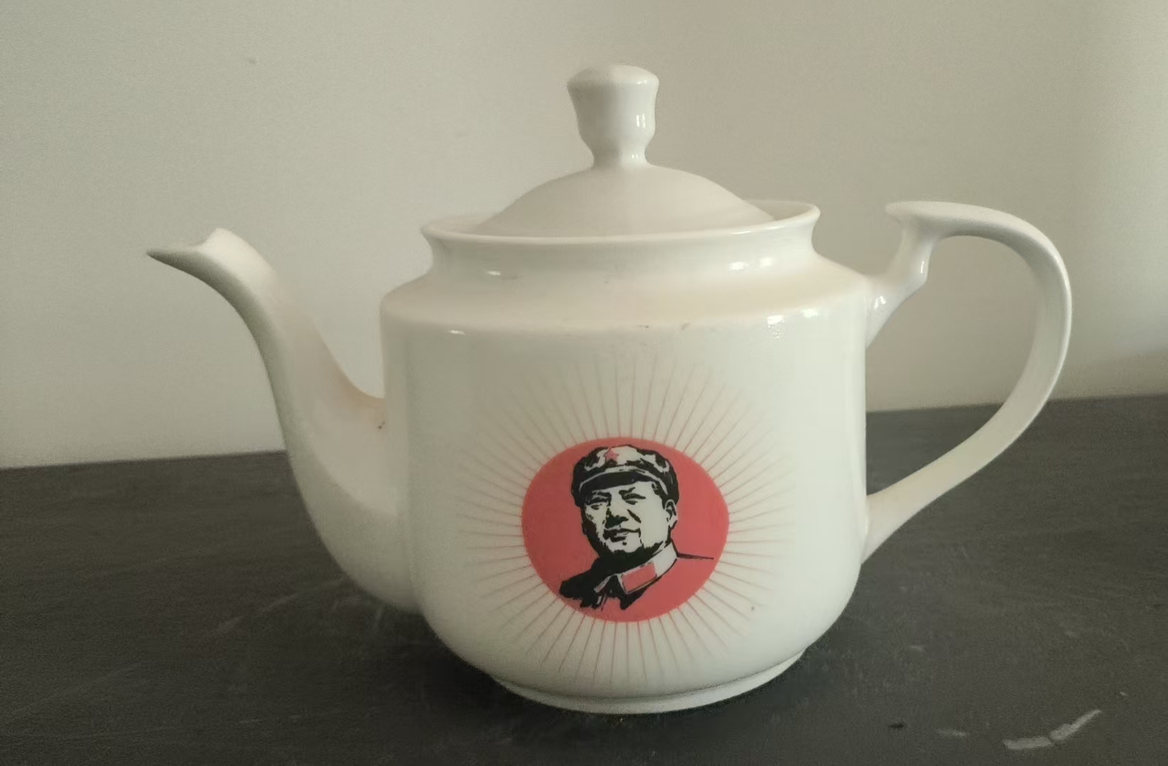 毛主席头像陶瓷茶壶
