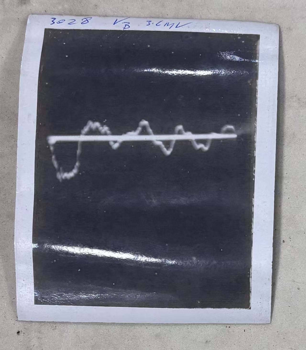 波纹底片42