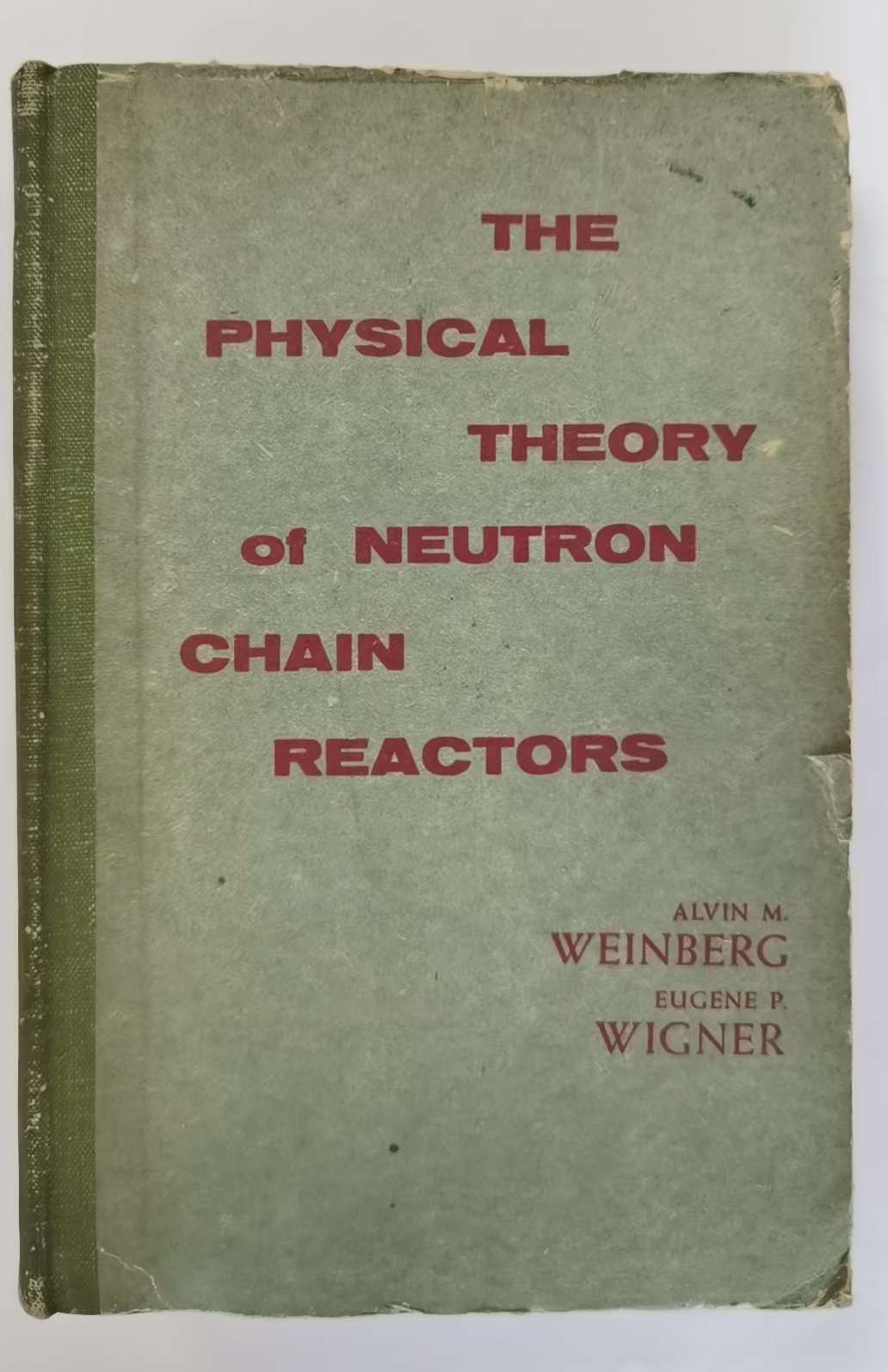 THE PHYSICAL THEORY OF NEUTRON CHAIN REACTORS