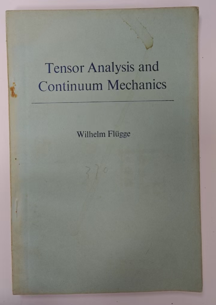 Tensor Analysis and Continuum Mechanics