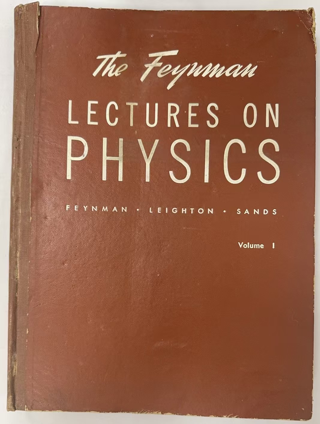 The Feywman LECTURES ON PHYSICS