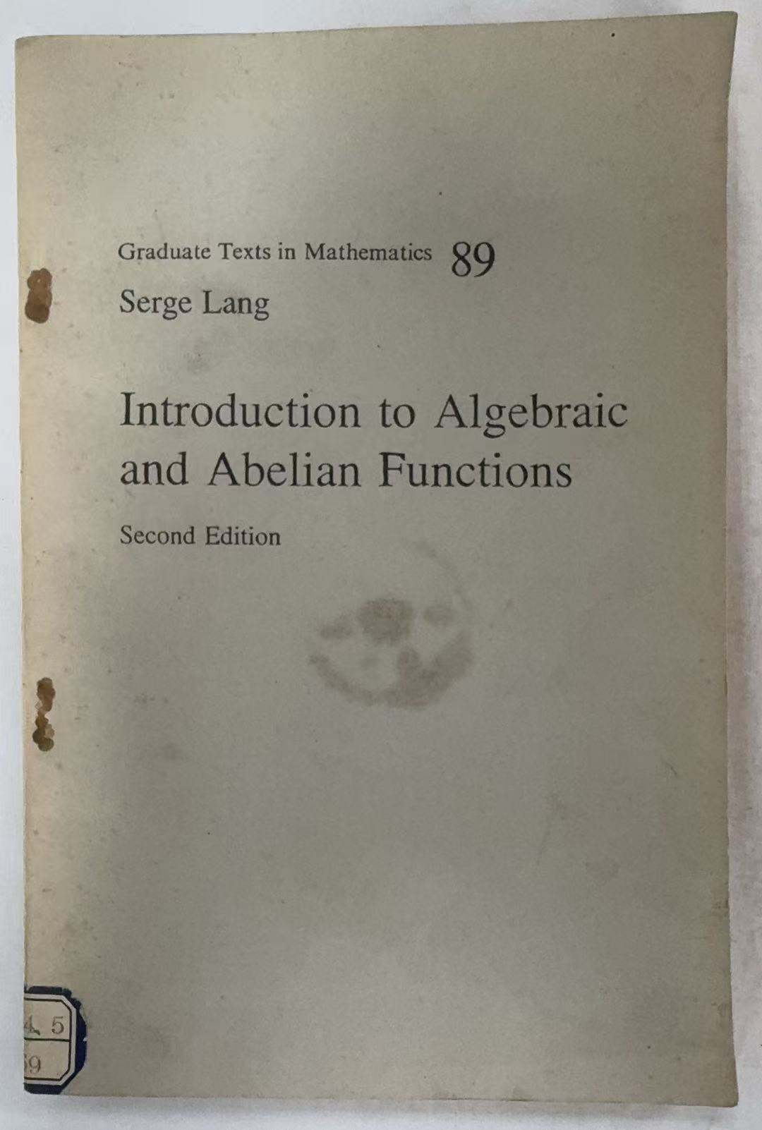 Introduction to Algebraic and Acelian Functions